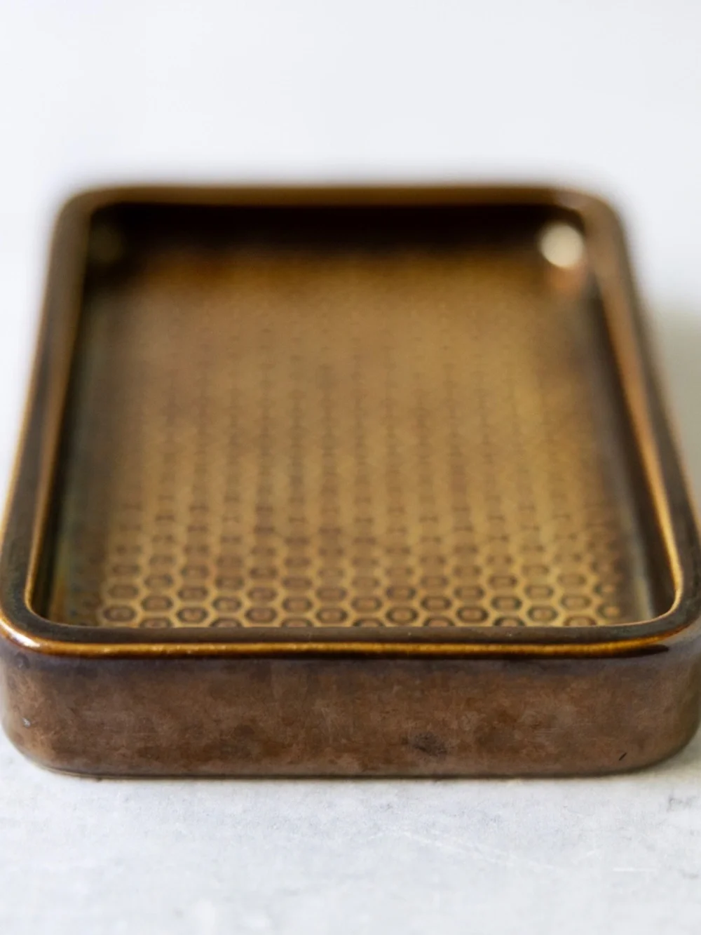 Ceramic copper finish metallic glaze soap dish 3.5